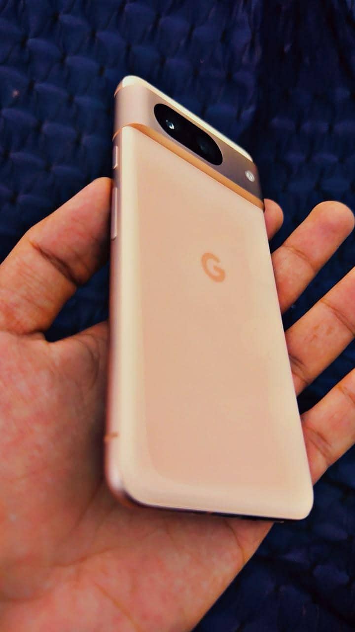 Google Pixel 8 2