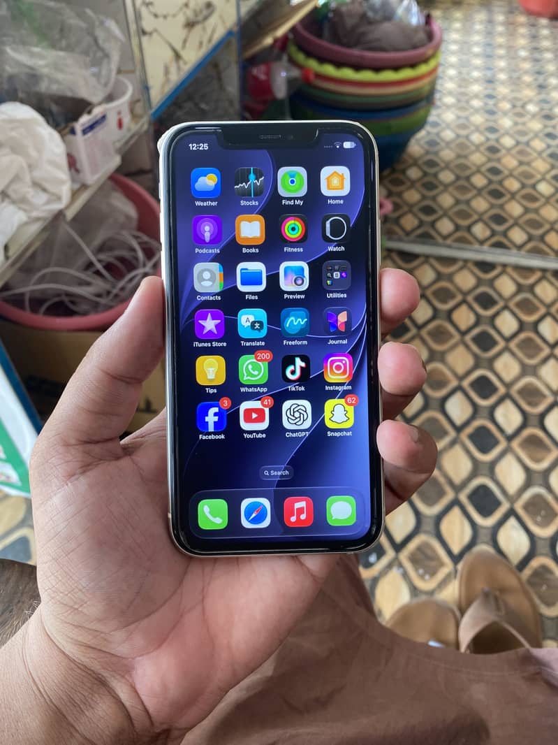 Apple iPhone 11 2