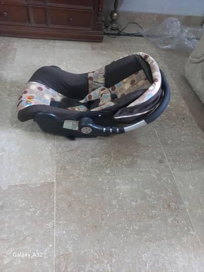 kids car seat/ baby seat