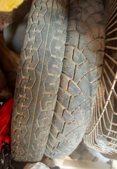 125  back tyre