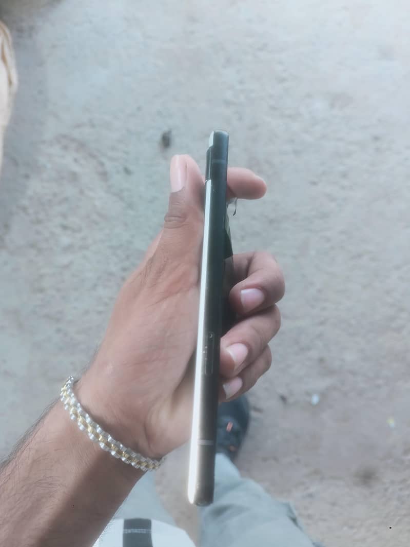 Google Pixel 6a 4