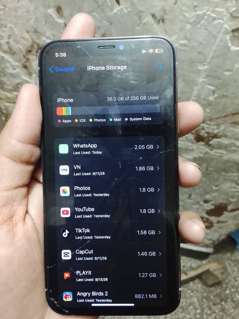 Apple iPhone X 3