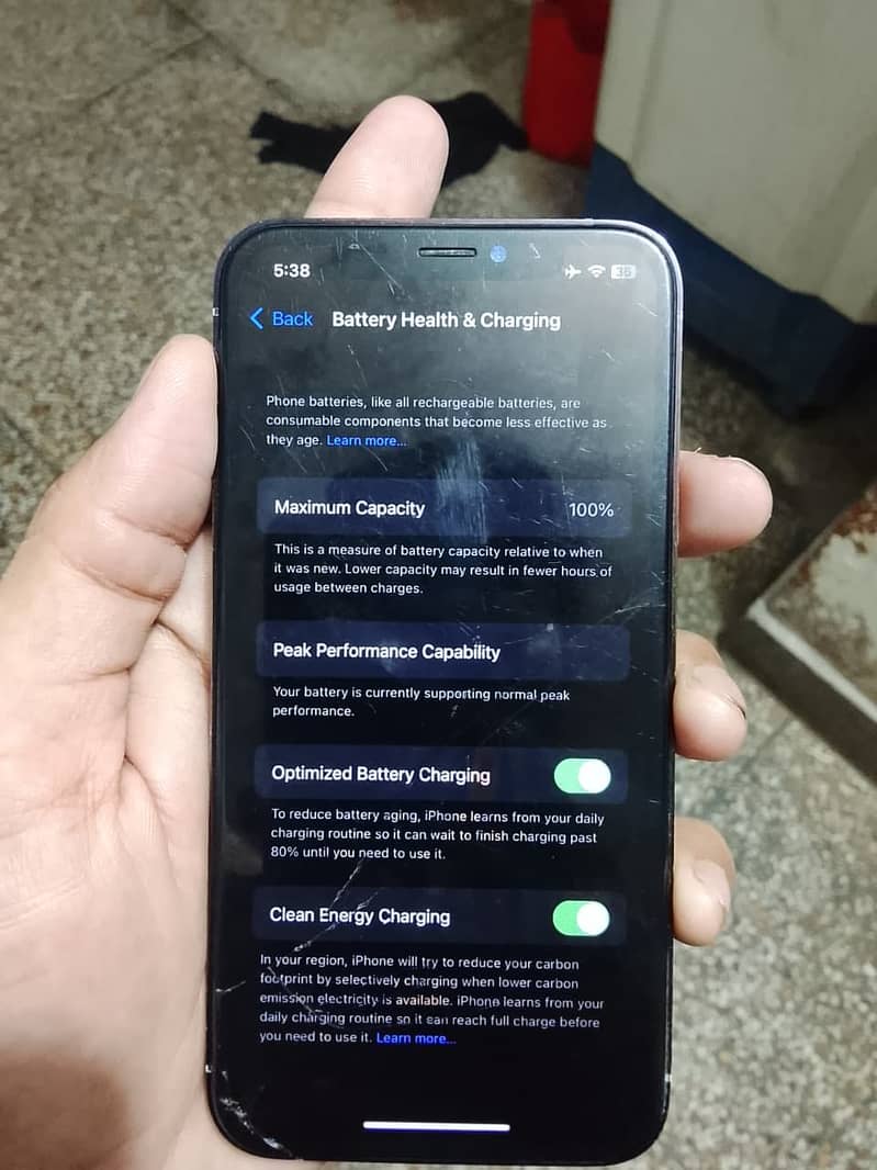 Apple iPhone X 4
