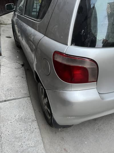 Toyota Vitz 1999