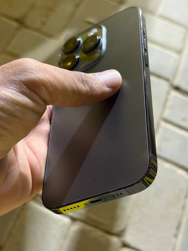 Apple iPhone 14 Pro 6