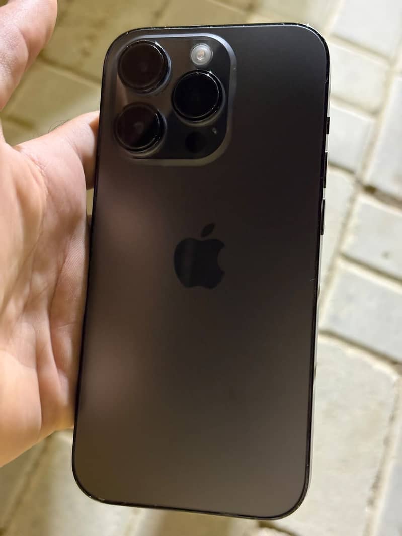 Apple iPhone 14 Pro 11