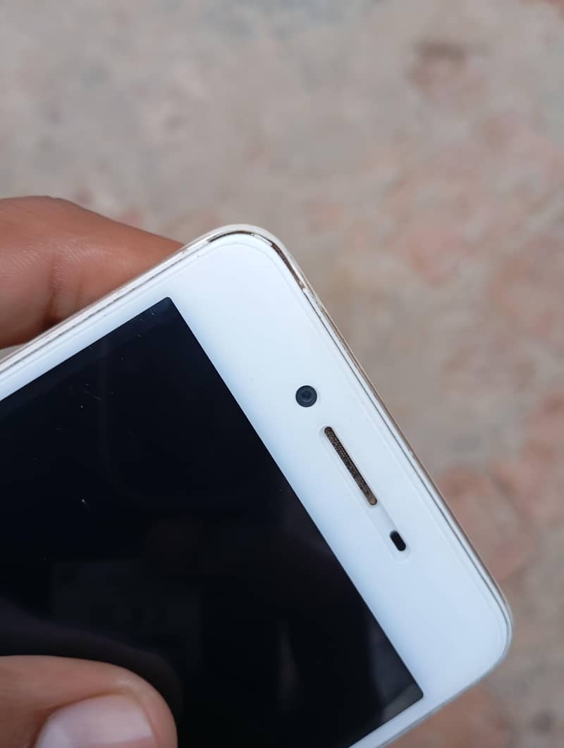 OPPO A37 7