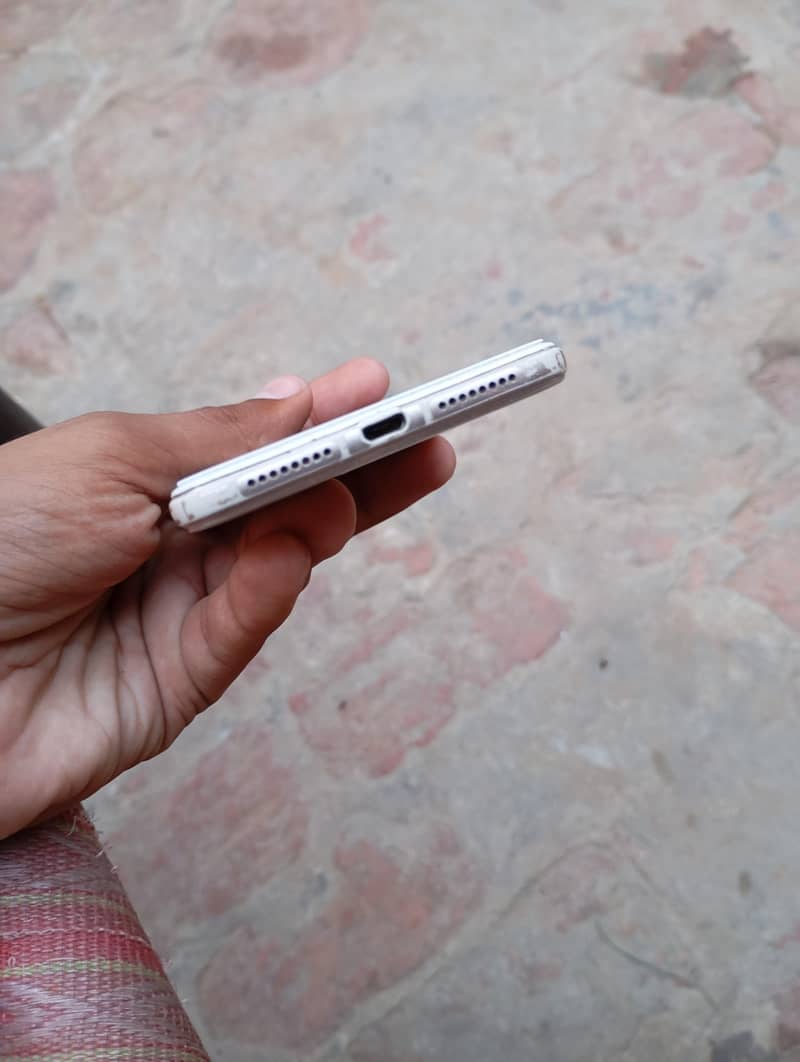 OPPO A37 9