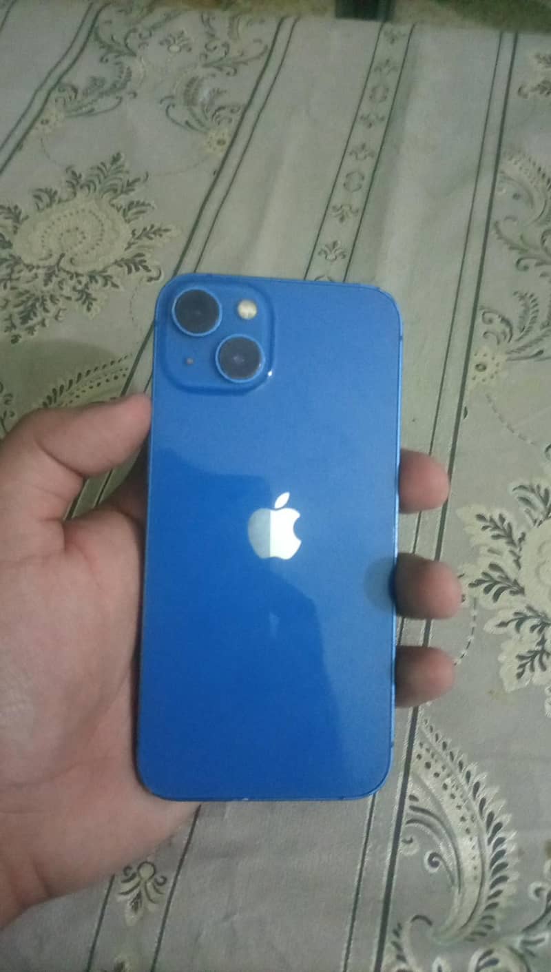 Apple iPhone 13 3