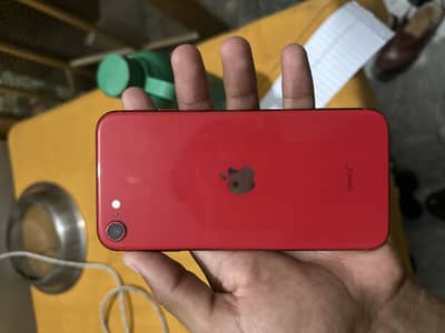Apple iPhone SE