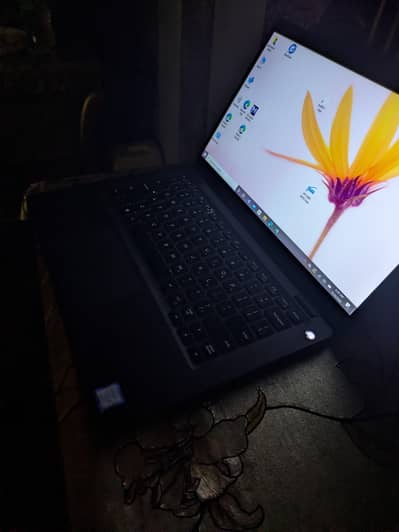 Core I-5 8th generation dell laptop touch and type