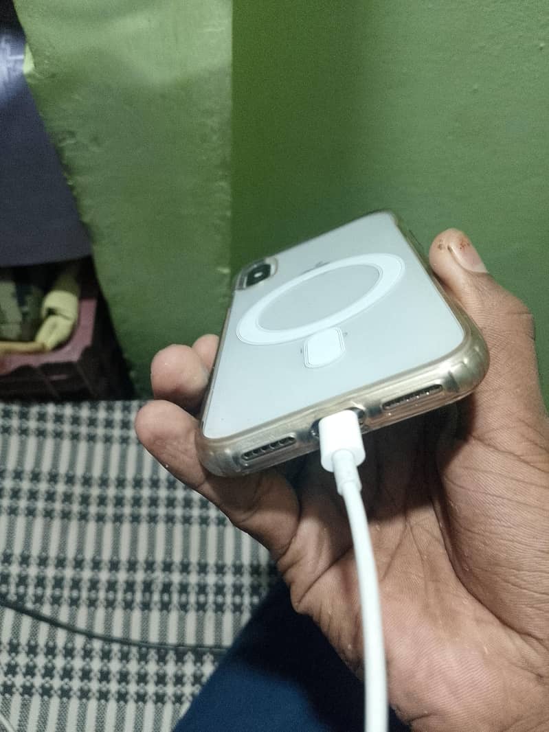 Apple iPhone X 2