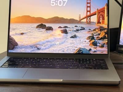 MacBook Pro M2 Pro 16GB 1TB 14” 12 Core CPU 19 Core GPU