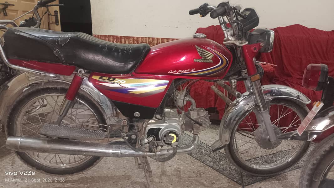 Honda CD70 0