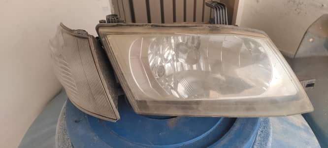 Nissan AD Head light