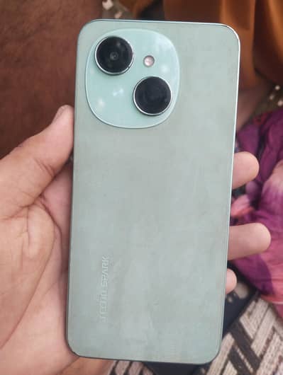 Tecno Spark Go 1