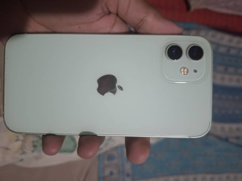 Apple iPhone 12 5