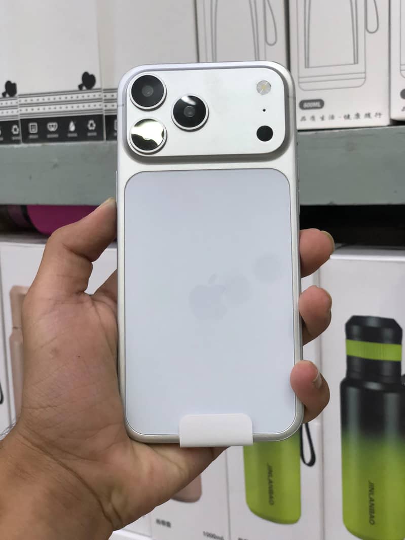 Apple iPhone 17 Pro Max dummy model 2