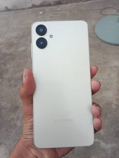 Samsung Mobile A06