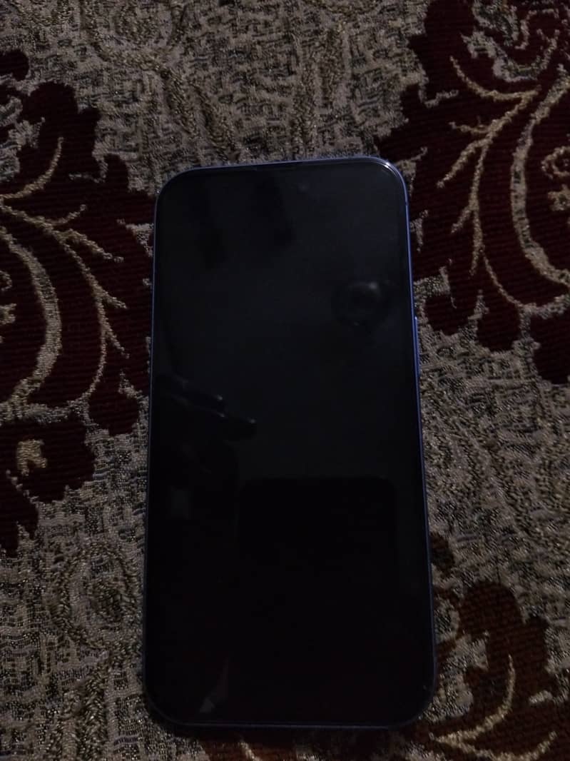 Apple iPhone 16 0
