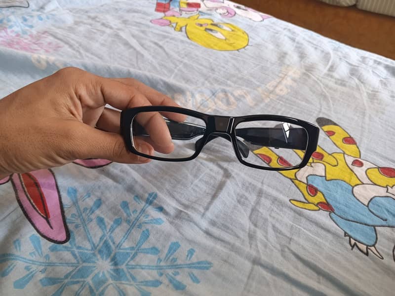 Eyeglass camera 4
