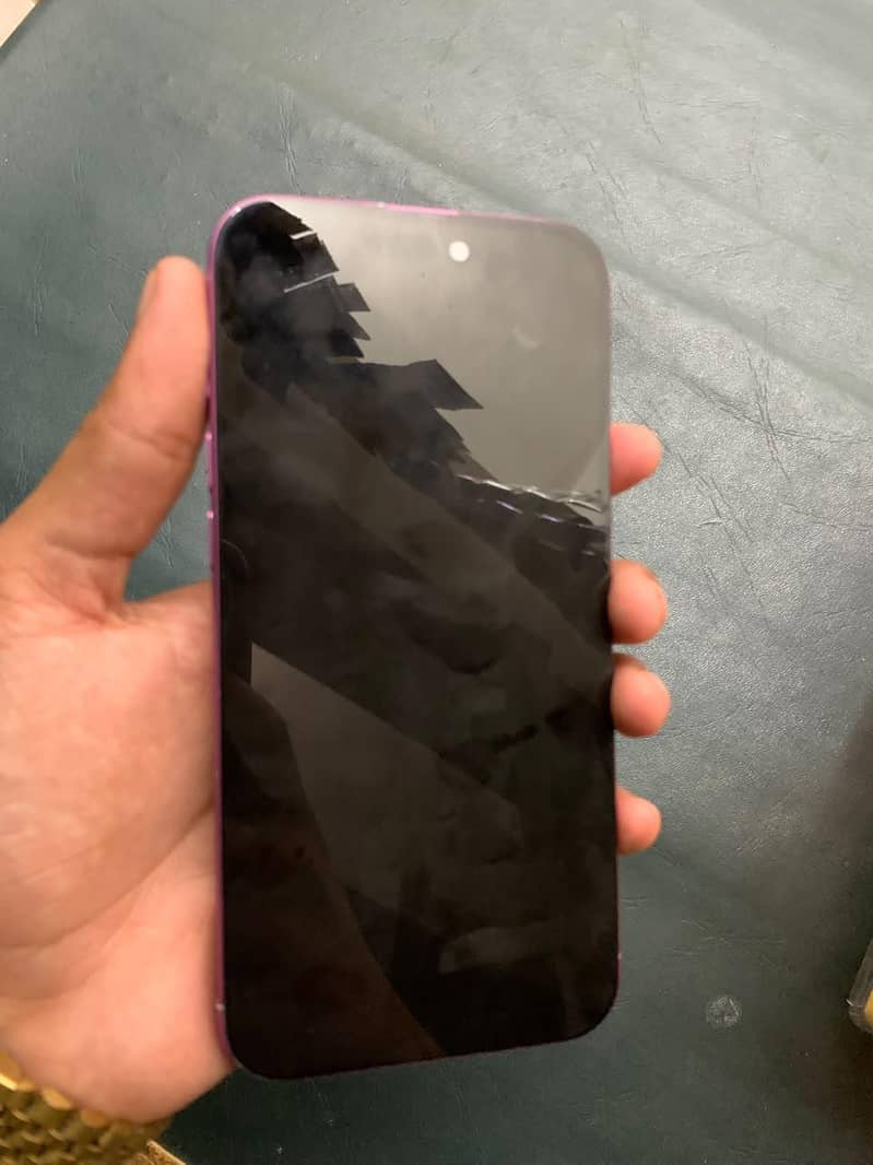 Apple iPhone 16 Plus 5