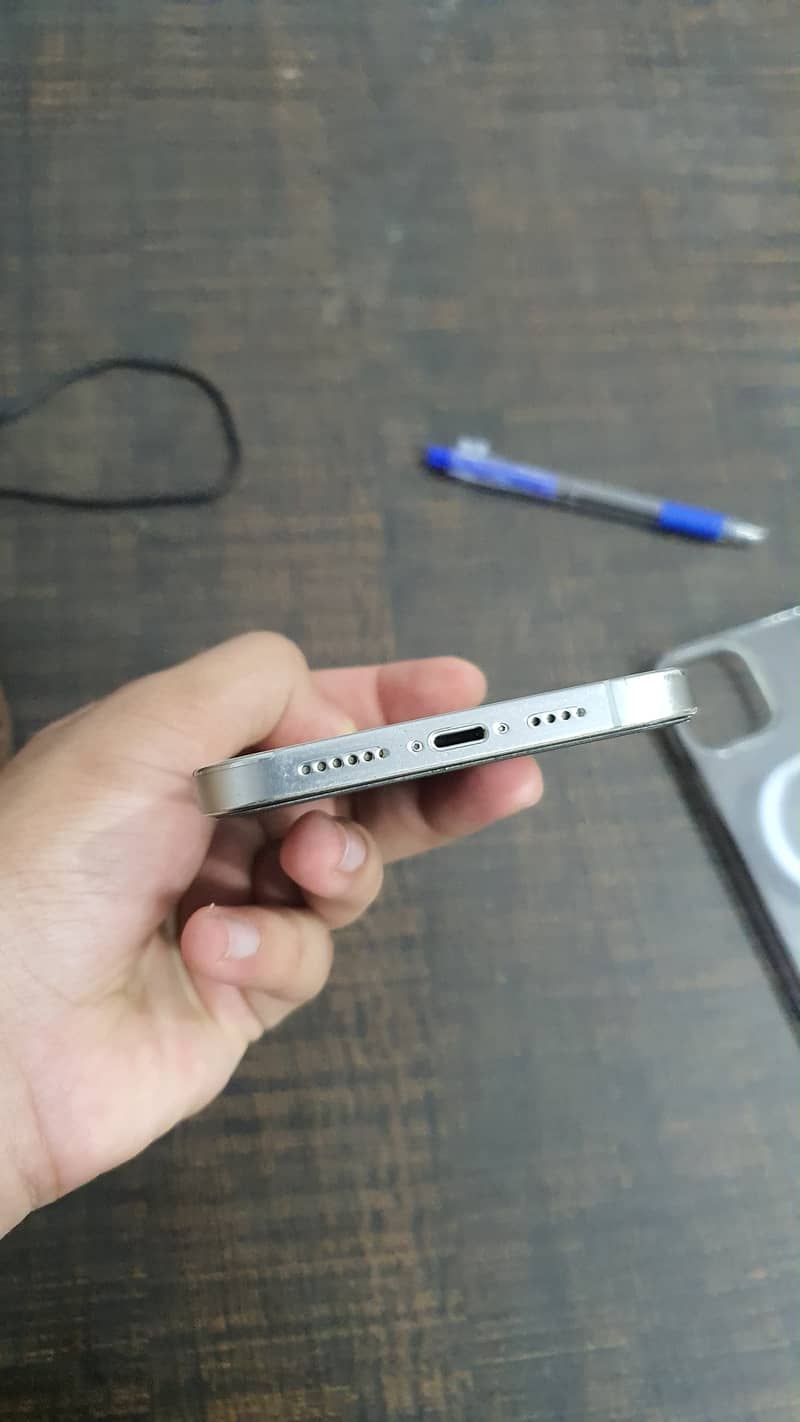Apple iPhone 12 Pro Max 2
