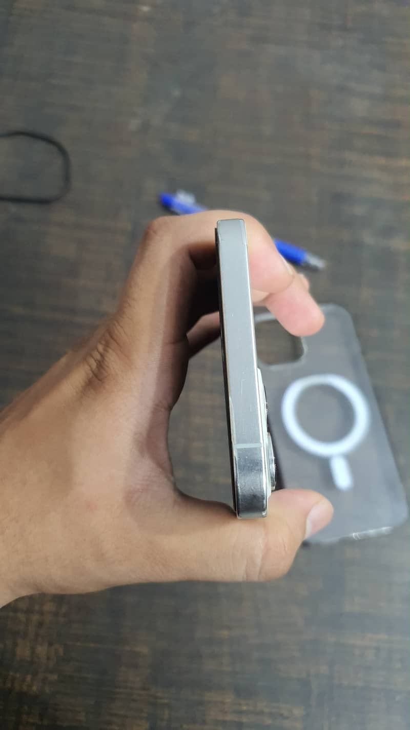 Apple iPhone 12 Pro Max 6