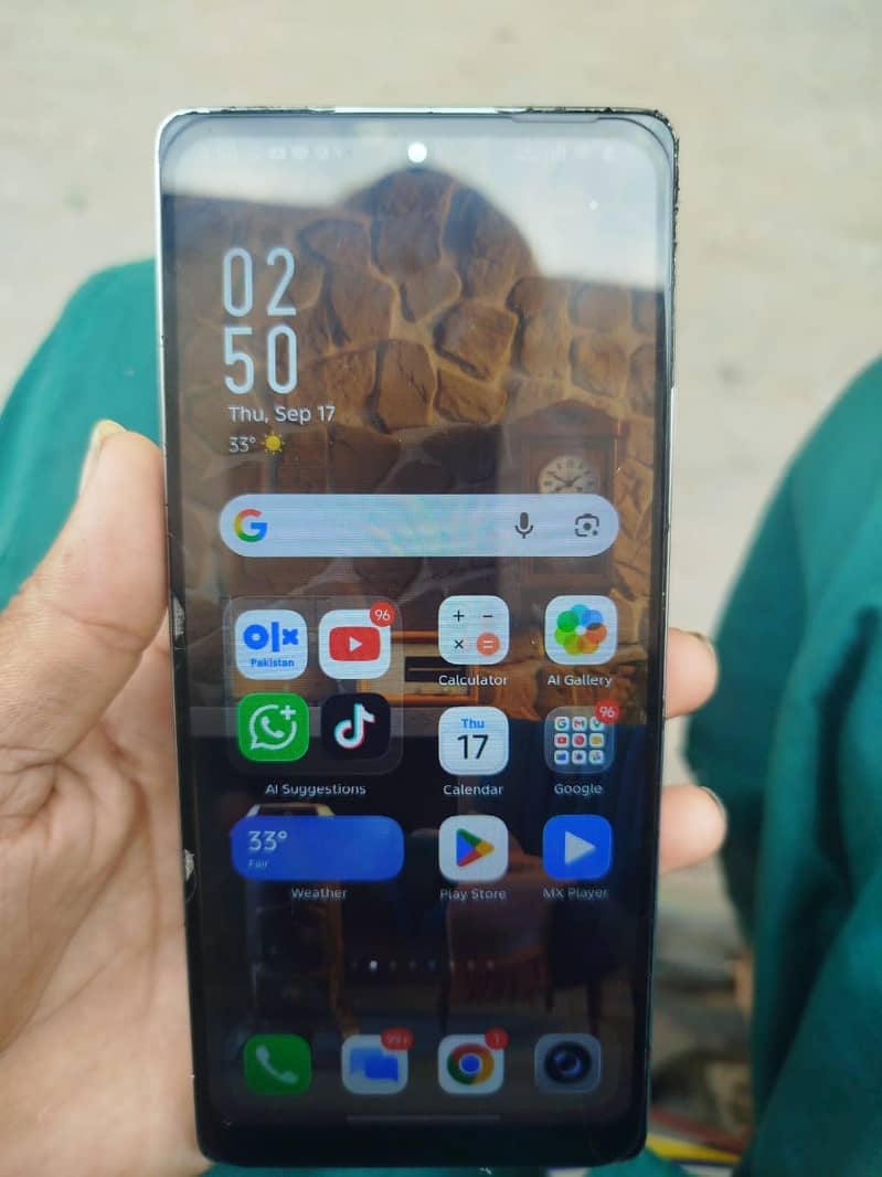 Infinix Note 40 5