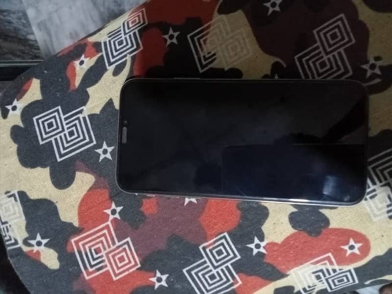 Apple iPhone X 2