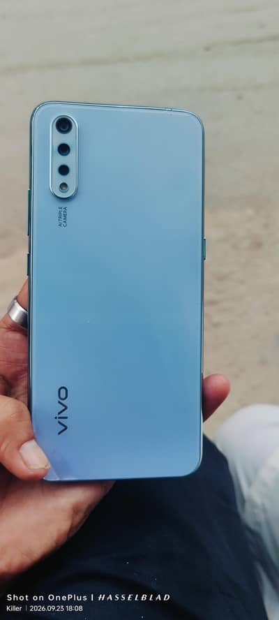 Vivo S1