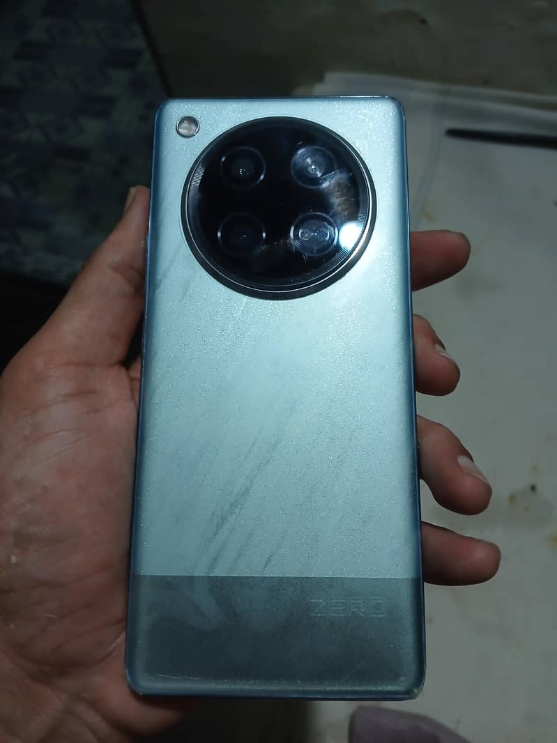 Infinix Zero 40 6