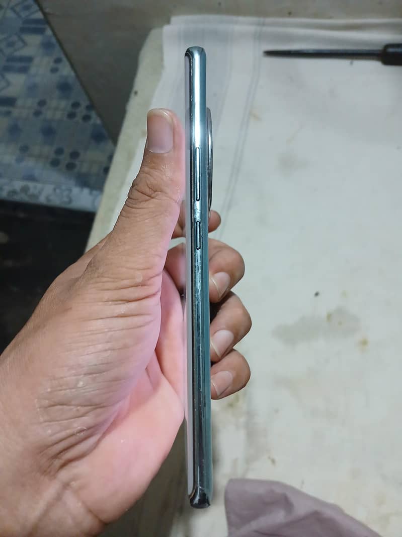Infinix Zero 40 8