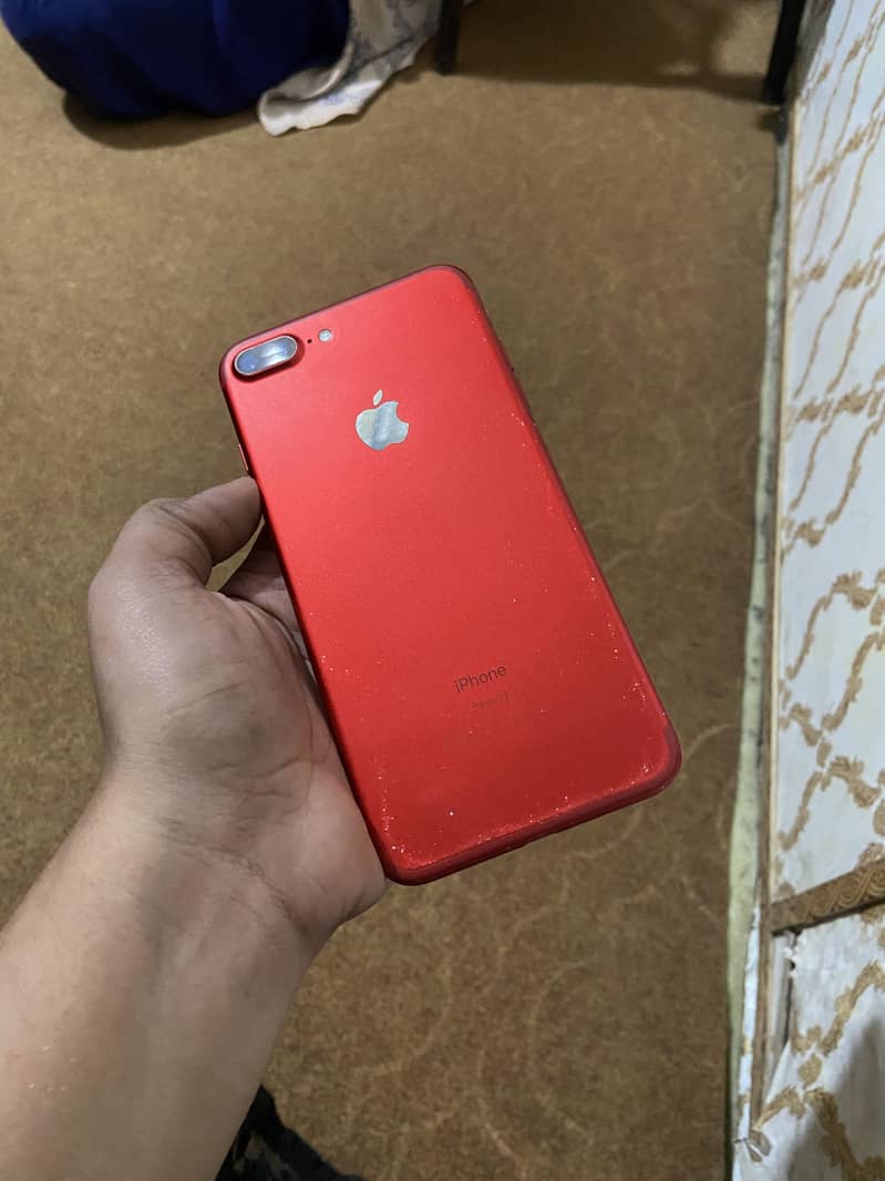 Apple iPhone 7 Plus 1