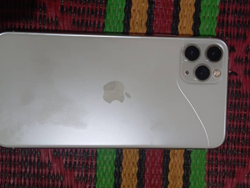Apple iPhone 11 Pro Max 6
