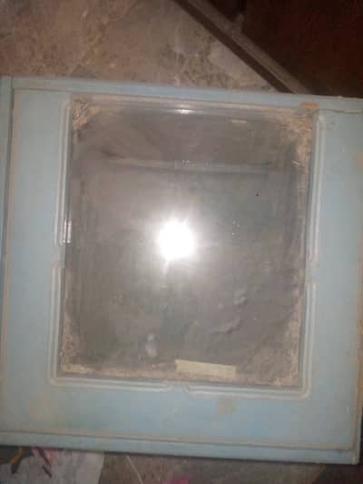 Counter/display box/paraat/thaal/dish
