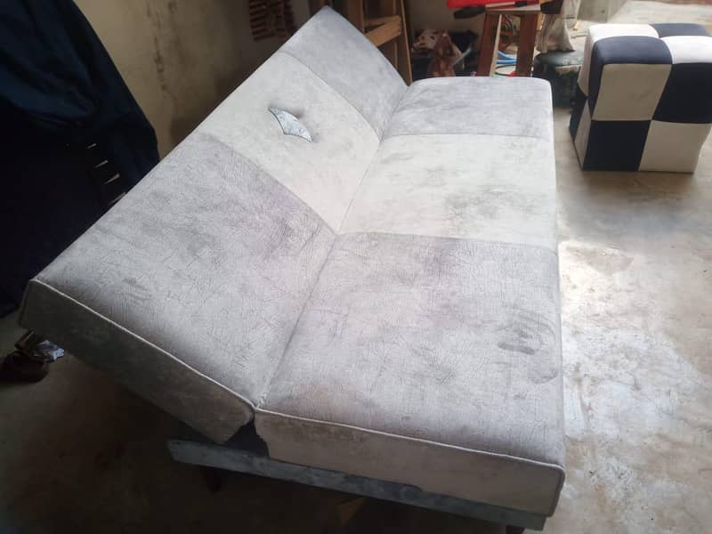 Attari Sofa's 1