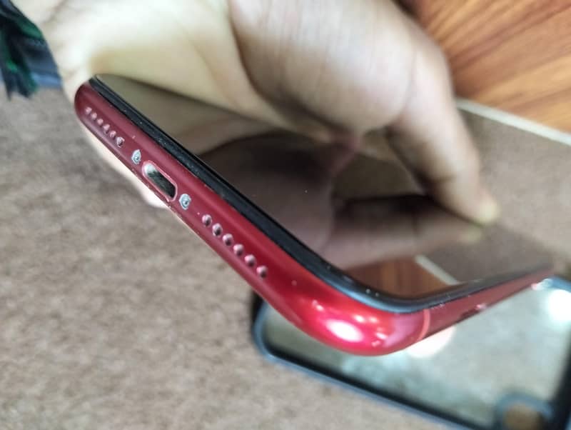 Apple iPhone XR 6