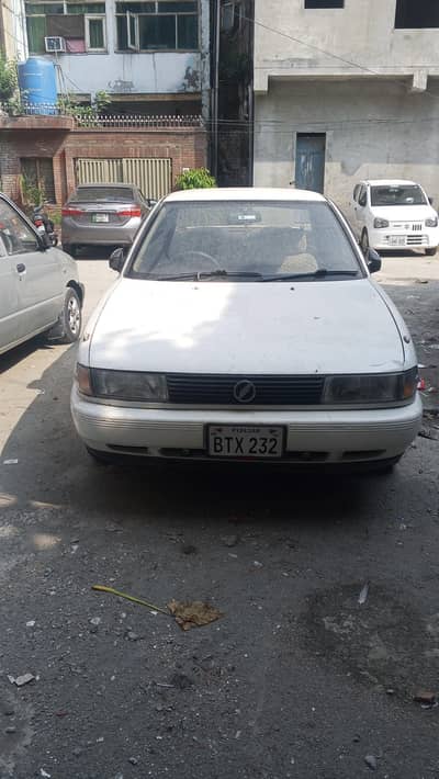 Nissan Sunny 1990