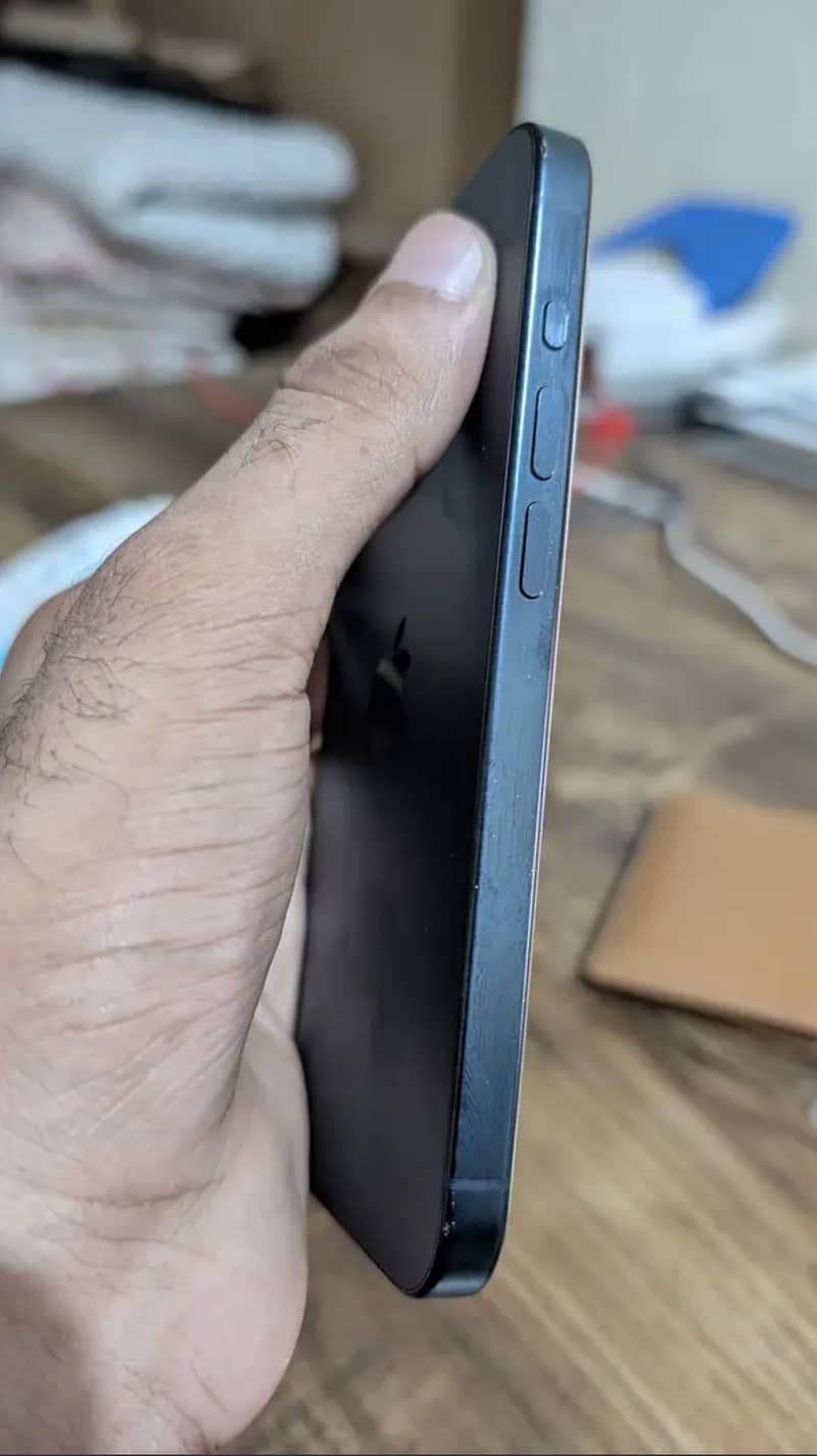 Apple iPhone 15 Pro 5