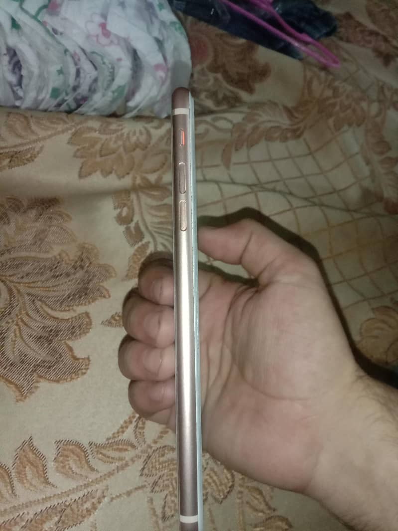 Apple iPhone 8 Plus 8