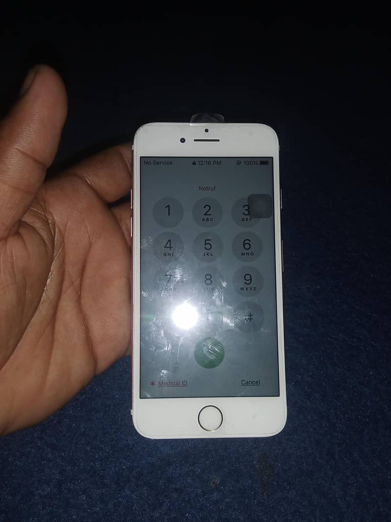 Apple iPhone 7 2