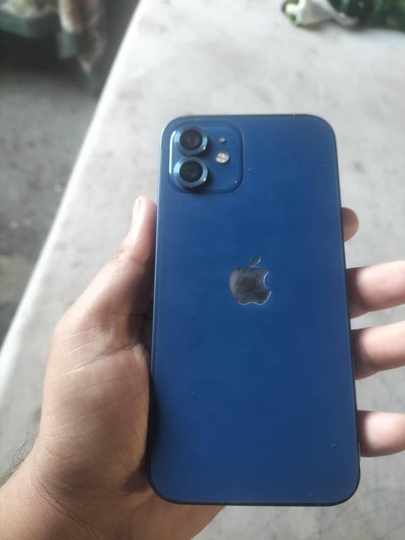 Apple iPhone 12 7