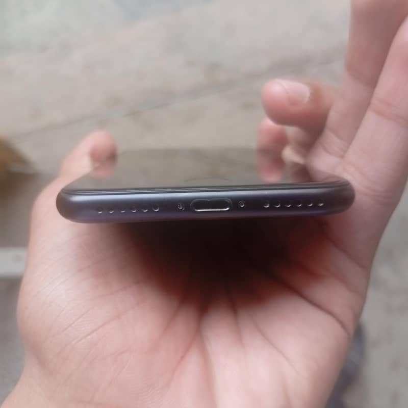 Apple iPhone SE 2