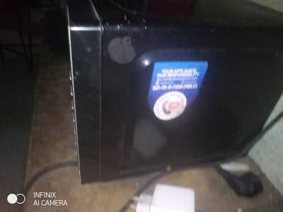 Dawlance oven for sell used need button repair just