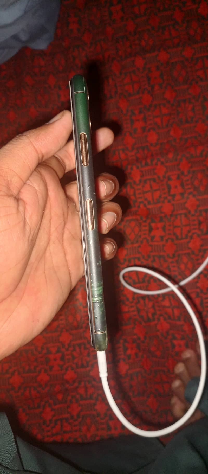 Apple iPhone 11 Pro Max 4