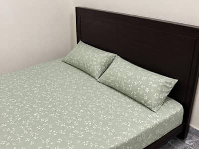 Queen Size Bed with Mattress