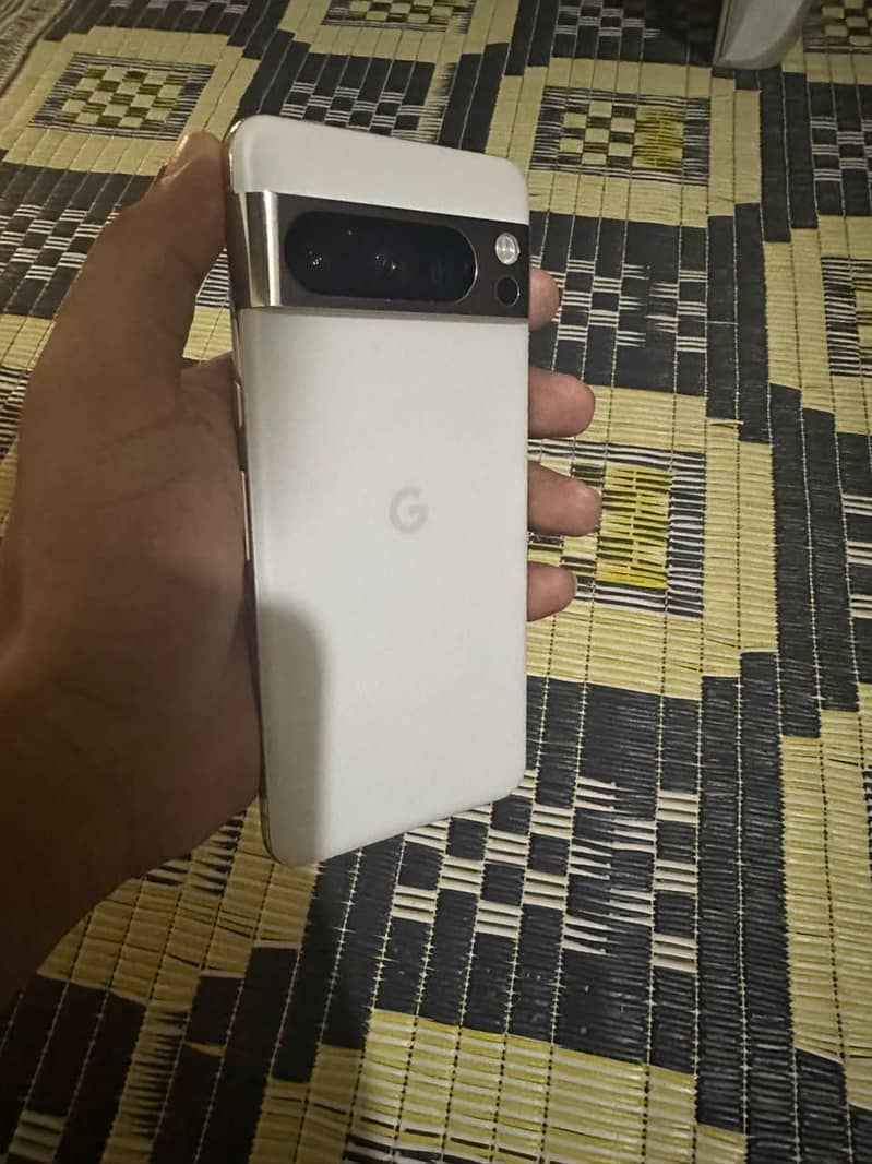 Google Pixel 8 Pro 1