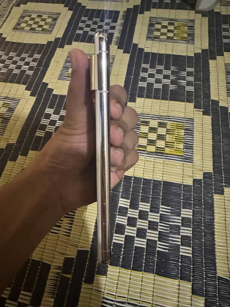 Google Pixel 8 Pro 3