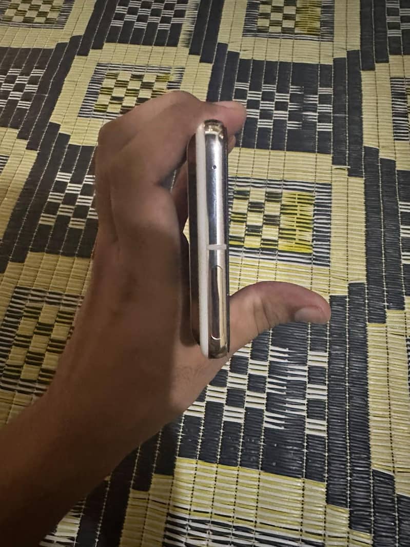 Google Pixel 8 Pro 4